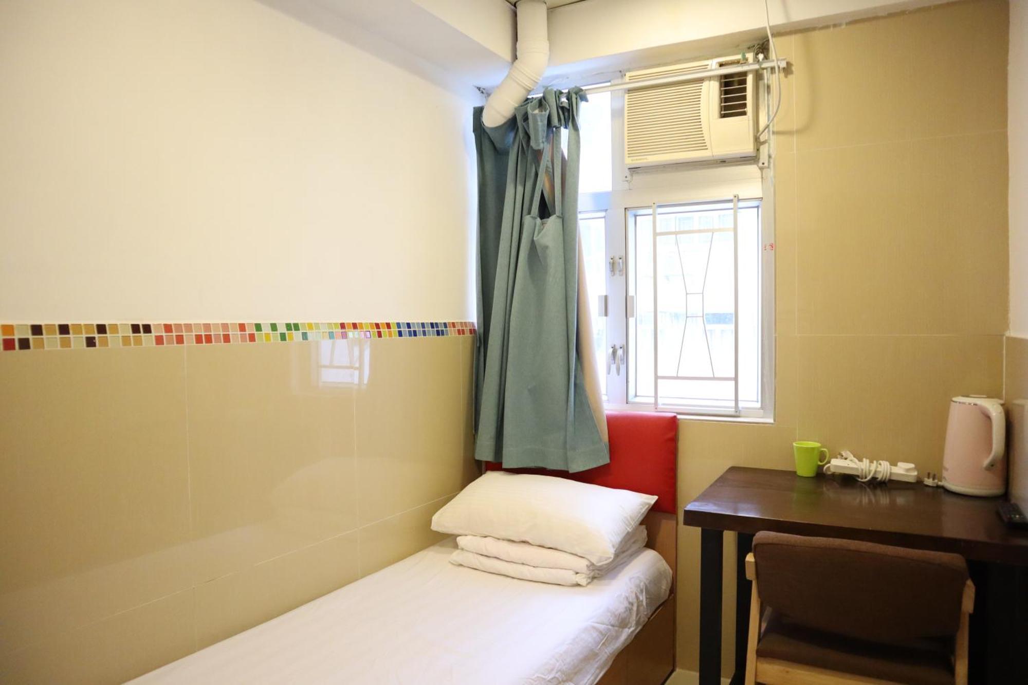 Comfort Hostel Hong Kong Exterior photo