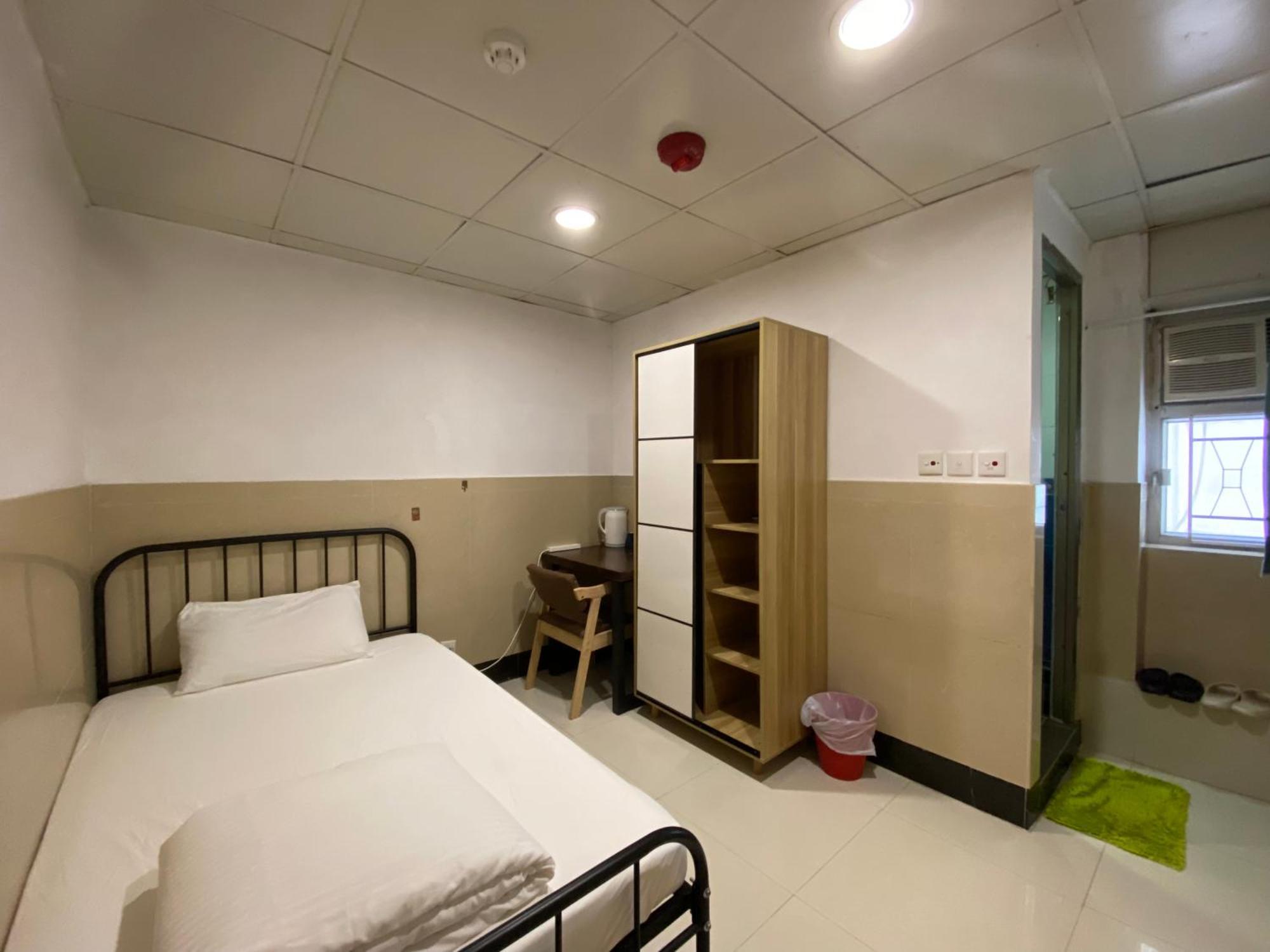 Comfort Hostel Hong Kong Exterior photo